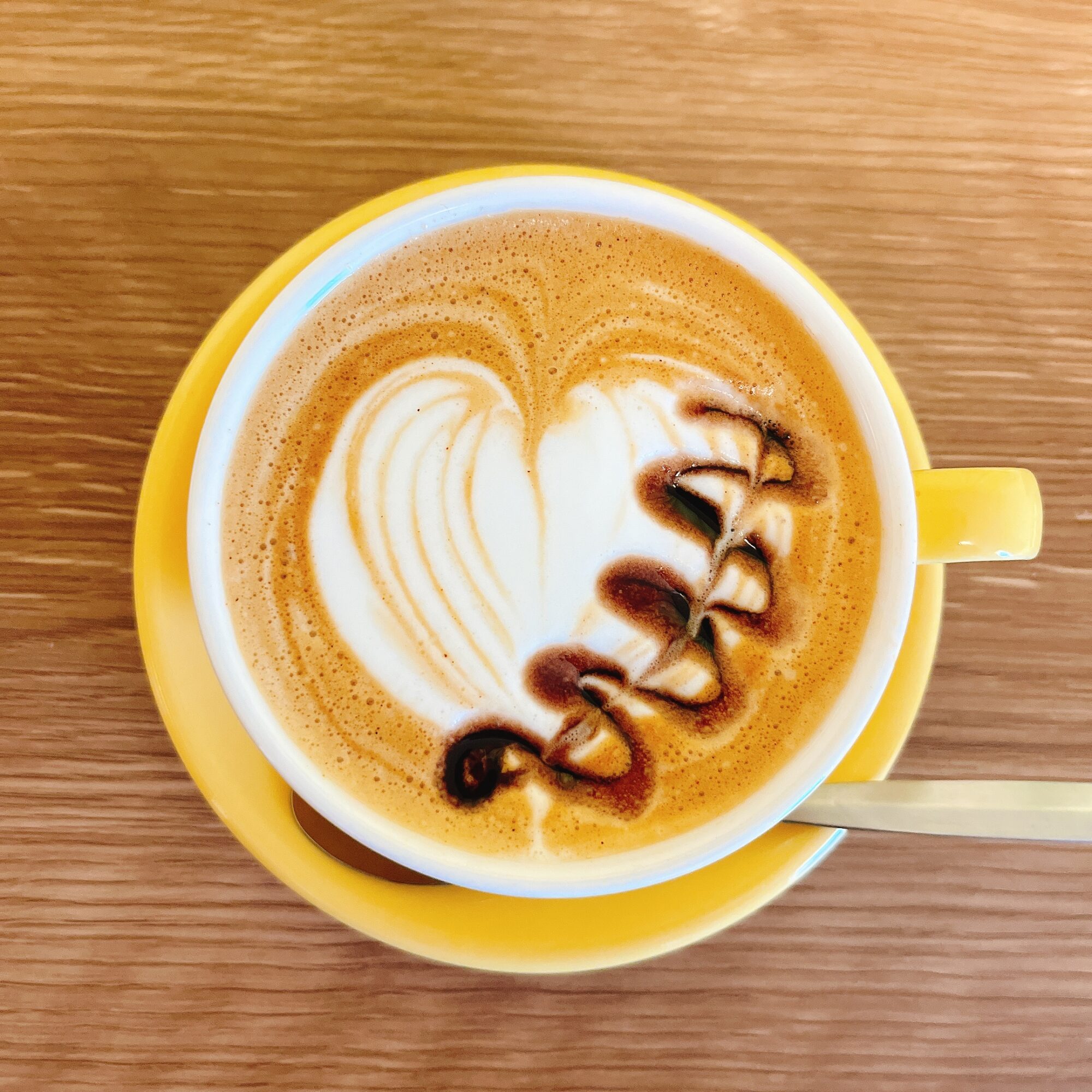 ちょっとした工夫で美味しくなる！自宅で作るカプチーノの作り方