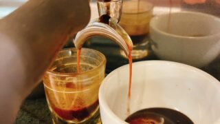 コーヒーは作る人によって味が変わるのは本当？について。